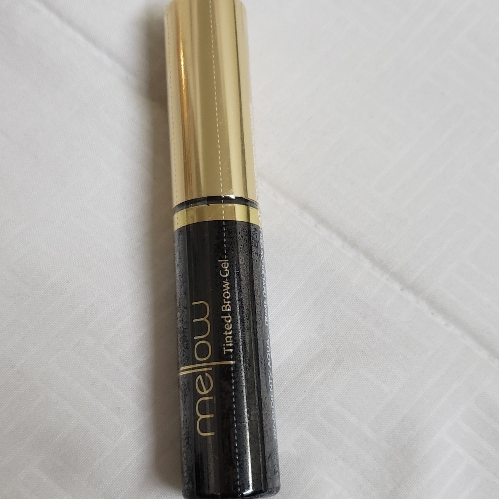 Mellow tinted brow gel